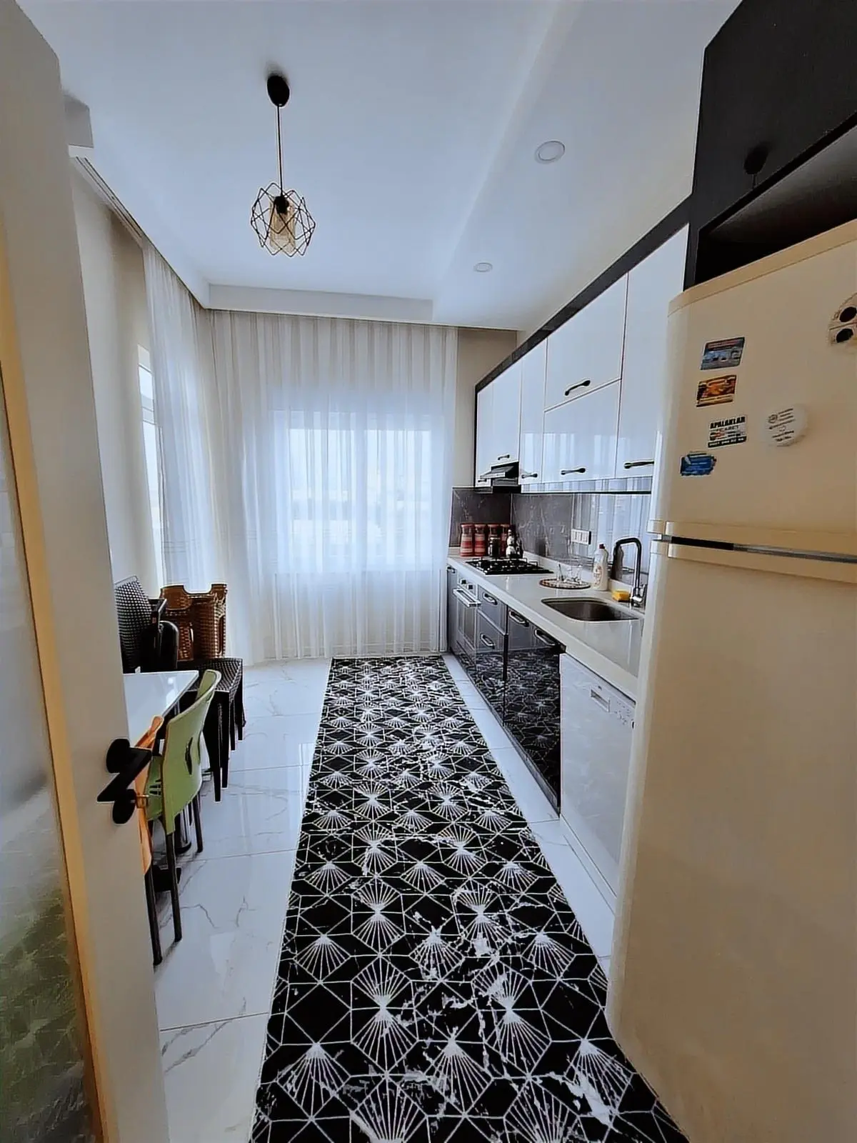 Kiralık Eşyalı 2+1 Mükemmel Daire - Alanya Payallar Sahile Yakın